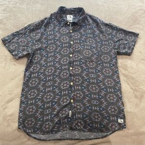 Quiksilver Mens Slim Fit Button Up Shirt Short Sleeve Geometric Print L